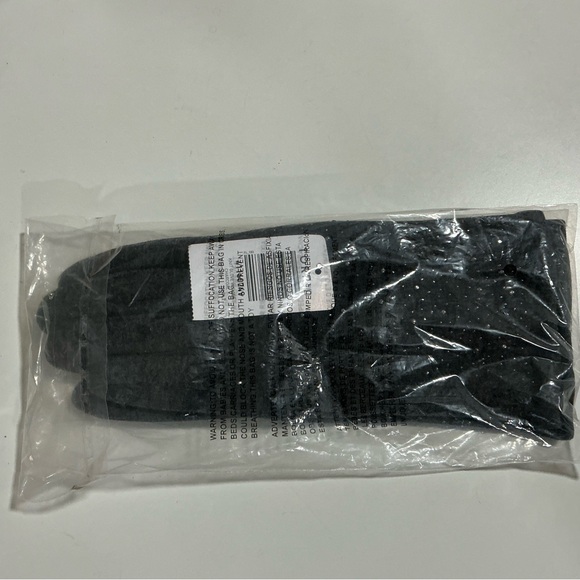 Torrid BNWT Knit Glove With Shine - Picture 3 of 4